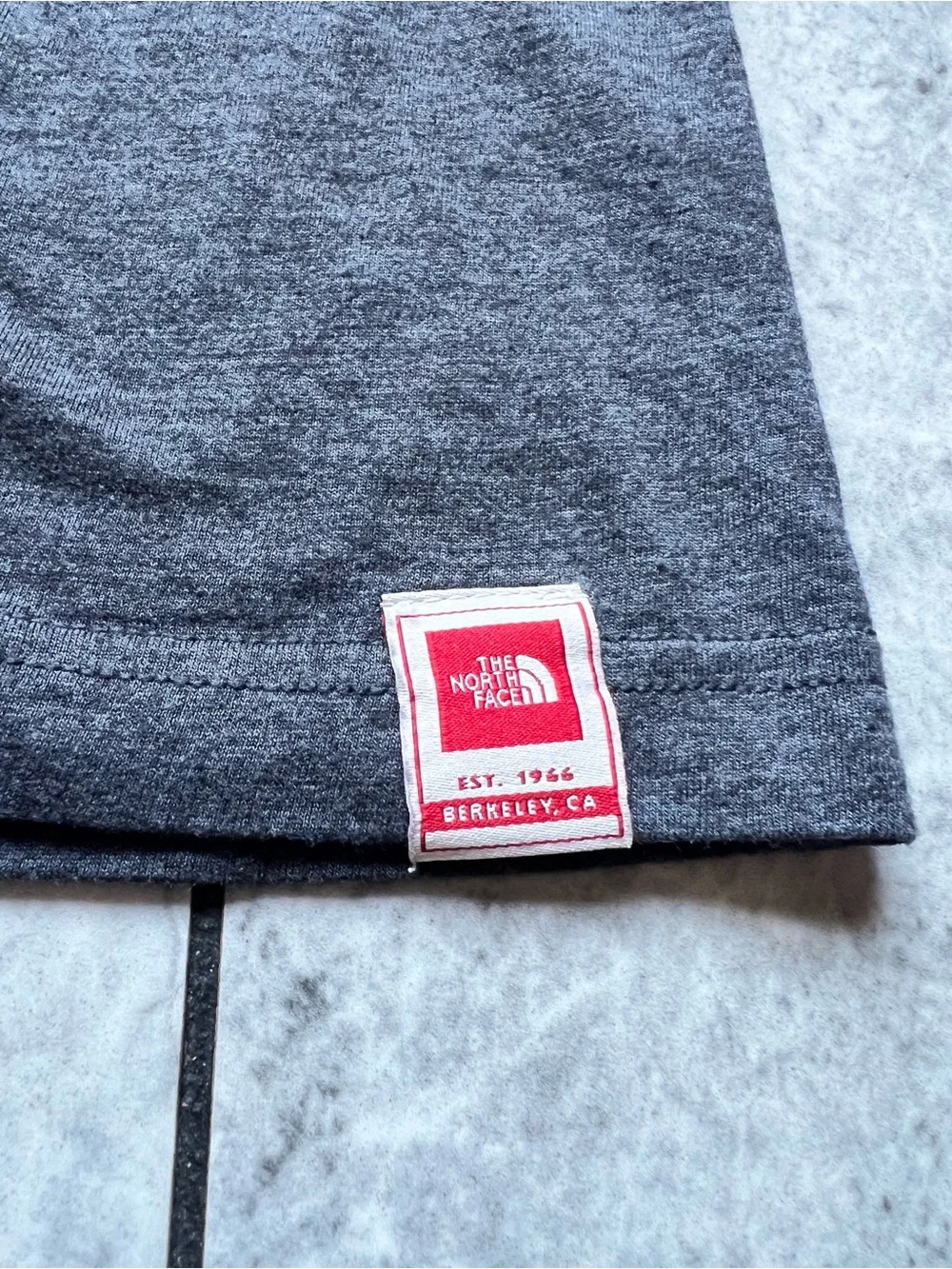 The North Face Men's Varsity Monogram Graphic T-Shirt Heather Gray Logo Slim 2XL